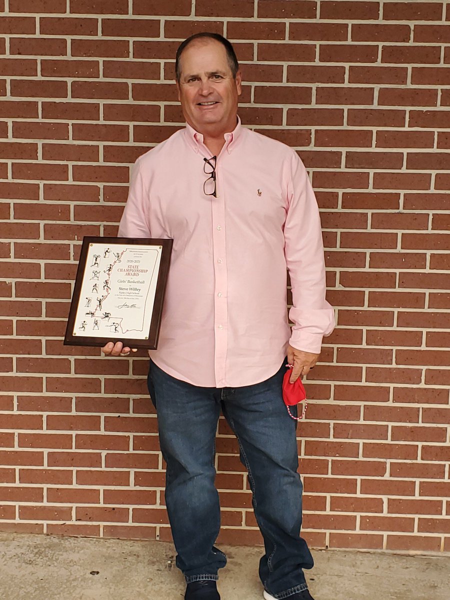 RipleyHS's tweet photo. Coach Willey received his 4A State Championship Award at today’s MAC All-Star games! Congrats Coach!! https://t.co/jSXC3Wkq6g