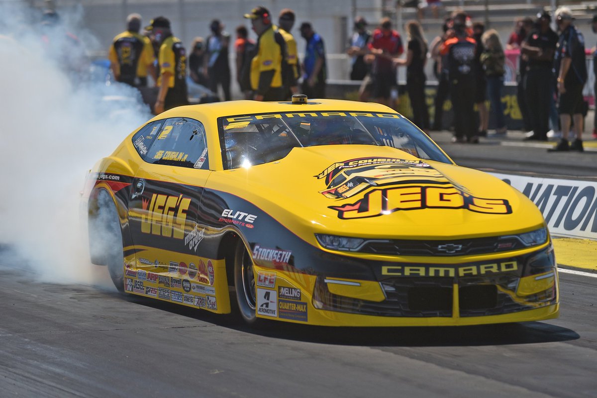 TeamJEGS's tweet photo. So what does everyone think about the #JEGSthrowback design @Jeg_Jr is driving at the #USnats? #prostock #prostock50 https://t.co/W9LspCpL8L