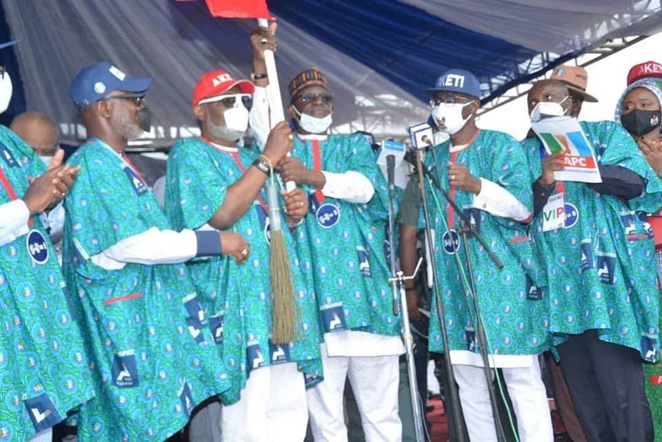 dr_ahmadsmall's tweet photo. H.E. Governor Mai Mala Buni lead the 2020 Ondo state Governorship campaign in Akure. https://t.co/cMqHSfJka2