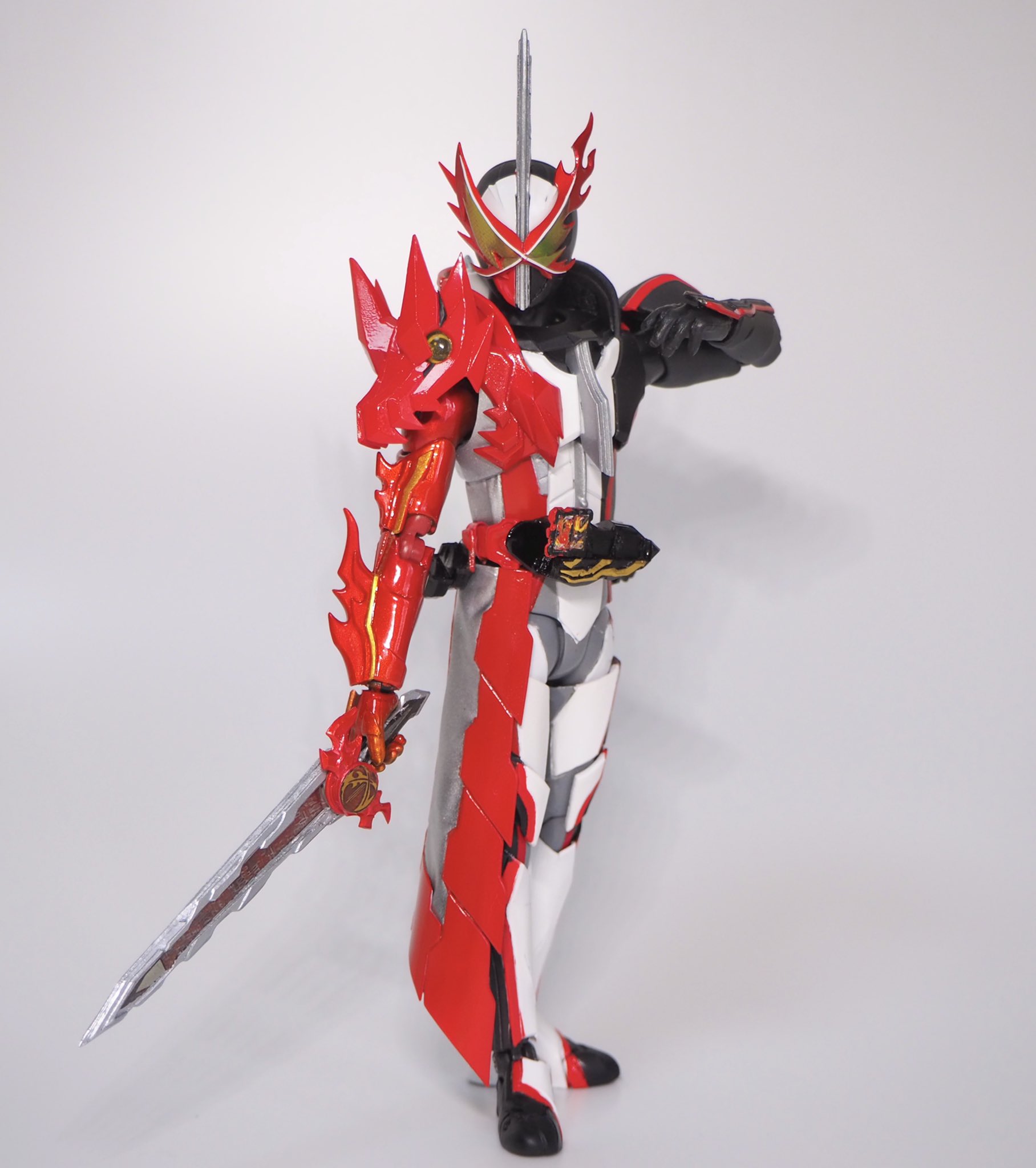 フィギュアーツ リュウ 開封品 欠品無し 予約受付商品】フィギュアーツZERO 竈門炭治郎 煉獄鍔ver.【出荷