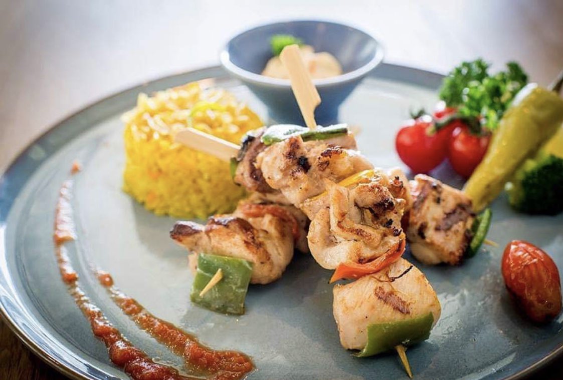 🍢Mediterranean GRILLED CHICKEN SKEWERS (SHISH TAWOOK) شيش طاووق بالطريقة الشرق متوسطية🍢
#shishtawook #shishtawookchicken #yummy #yummyfood #delicious #mediterraneanfood #شيش_طاووق #طاووق #مشاوي #foodie #شيش_طاووق_دجاج #دجاج #chicken #chikendinner #finedining #delicious_food
