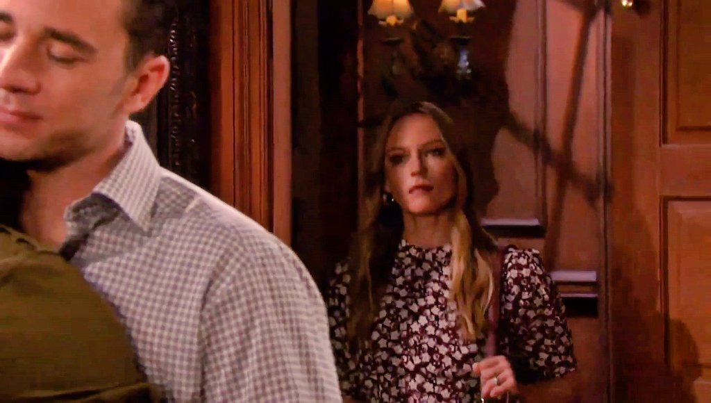 TeamMarci's tweet photo. *Ahem* Hi, Honey
I'm Home 🏡 #TeamMarci #Days https://t.co/Oo8EZqY6zB