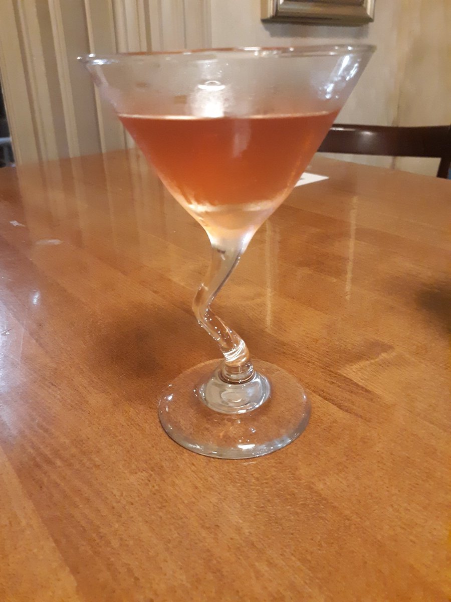 jadelily83's tweet photo. Cosmos! #macados https://t.co/UcQIiYNRGq