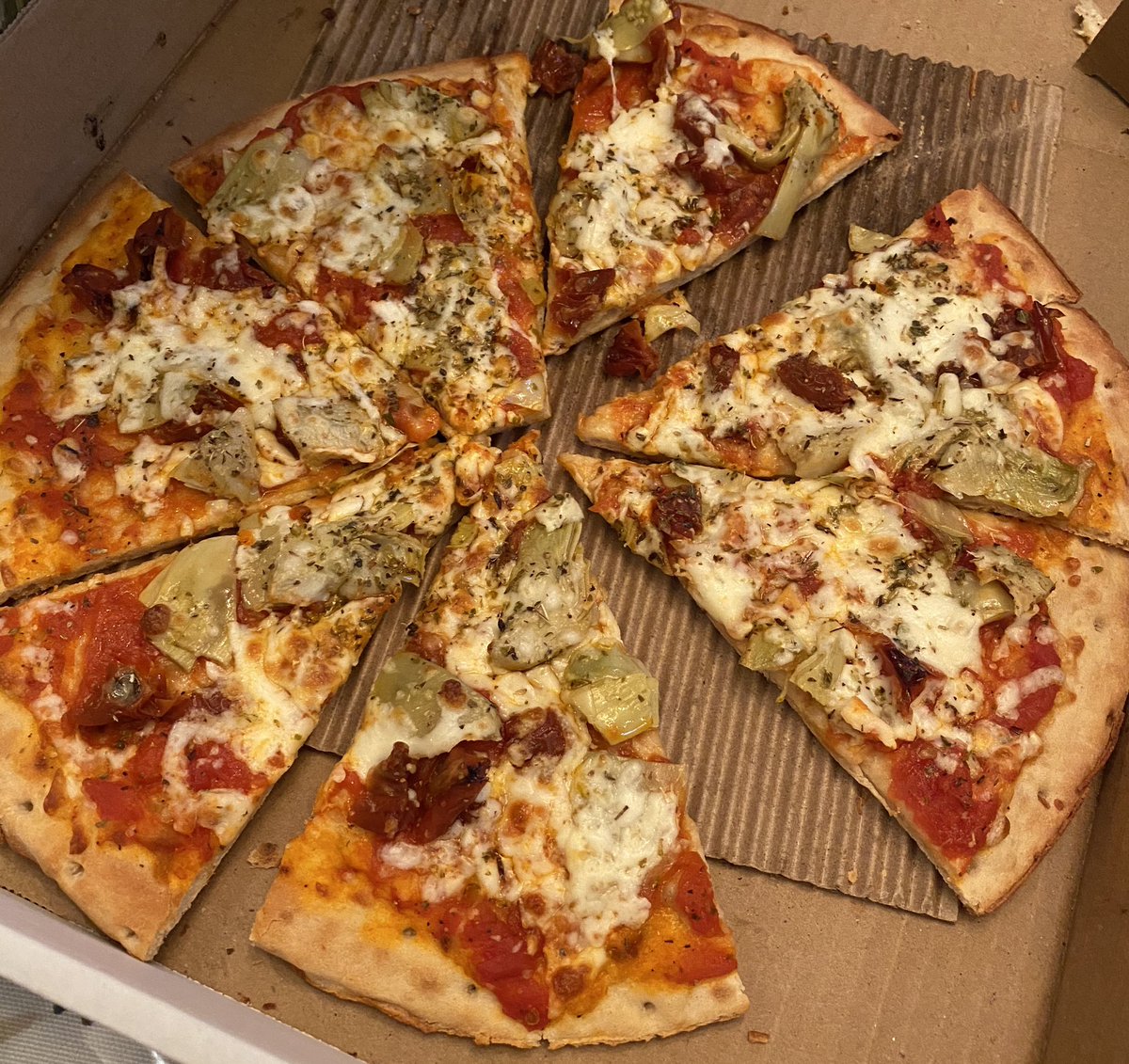 fe2rawi's tweet photo. @SharkawyMD; master of Infectious Disease, Master of pizza. These were amazing. Thanks so much! https://t.co/2B2EjN6Oqo