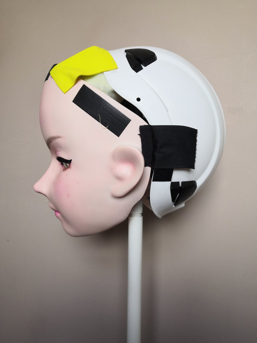 Oldehag1's tweet photo. Finally got parts I wanted for the back piece, temporary wig until I can get one in a better suited colour. https://t.co/RSMOgih3qo