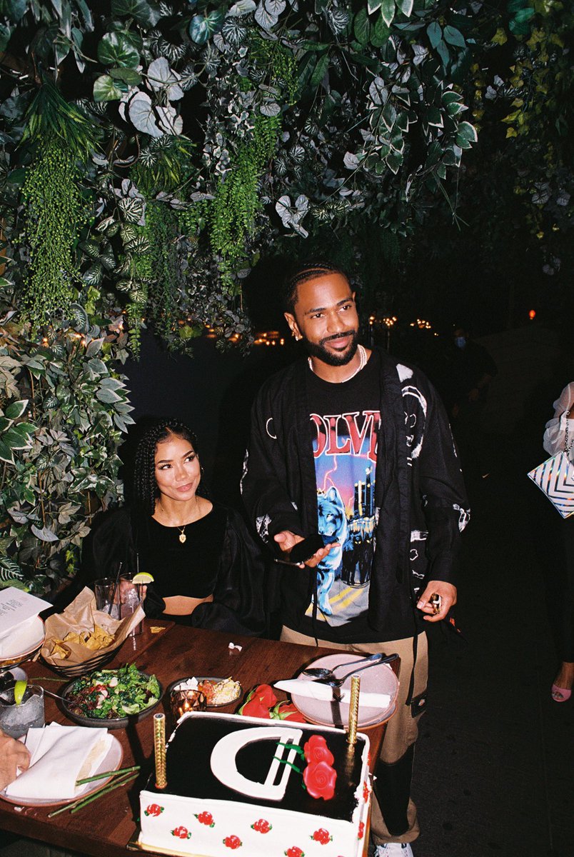 BigSean's tweet photo. Life is beautiful! God is generous, Let’s keep going up #Detroit2 🚀 https://t.co/xVH926KUkC