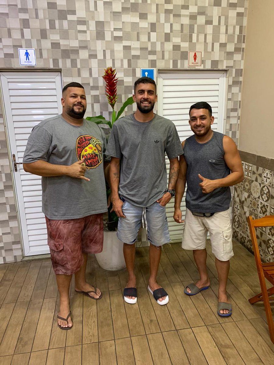 - Os Pais ta on nas entregas....
<a href="/Chatinhos/">Juliano Silva</a>.