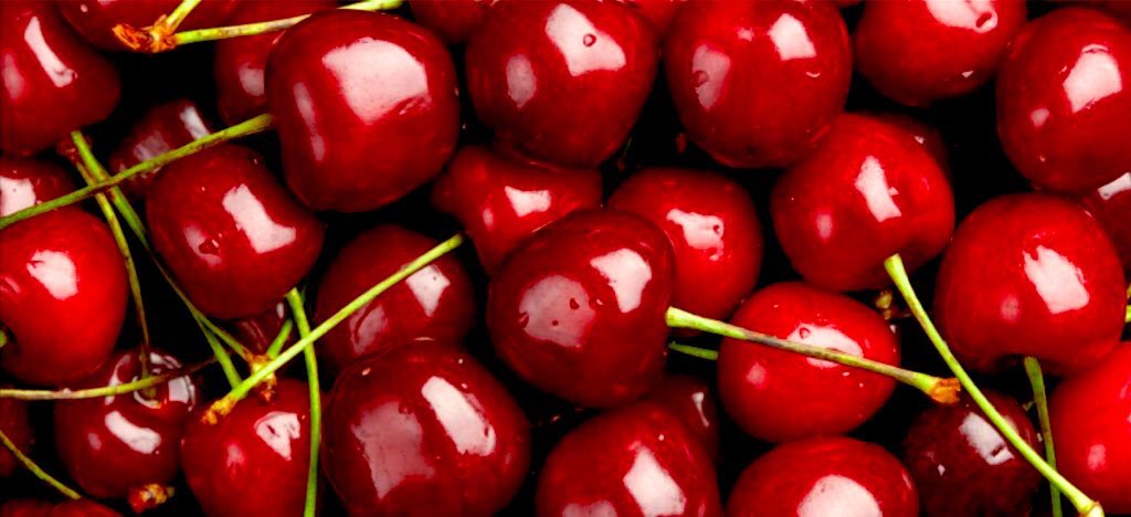 TheFitistan's tweet photo. Did you know ?
Cherries 🍒 can cause cancer cell to kill themselves.
2 important compounds in Cherries- “Quercetin &amp; Ellagic” acid have been found to inhibit tumour growth and even cause the cancer cell to commit suicide without hurting healthy cells. https://t.co/jhSObwRbpl