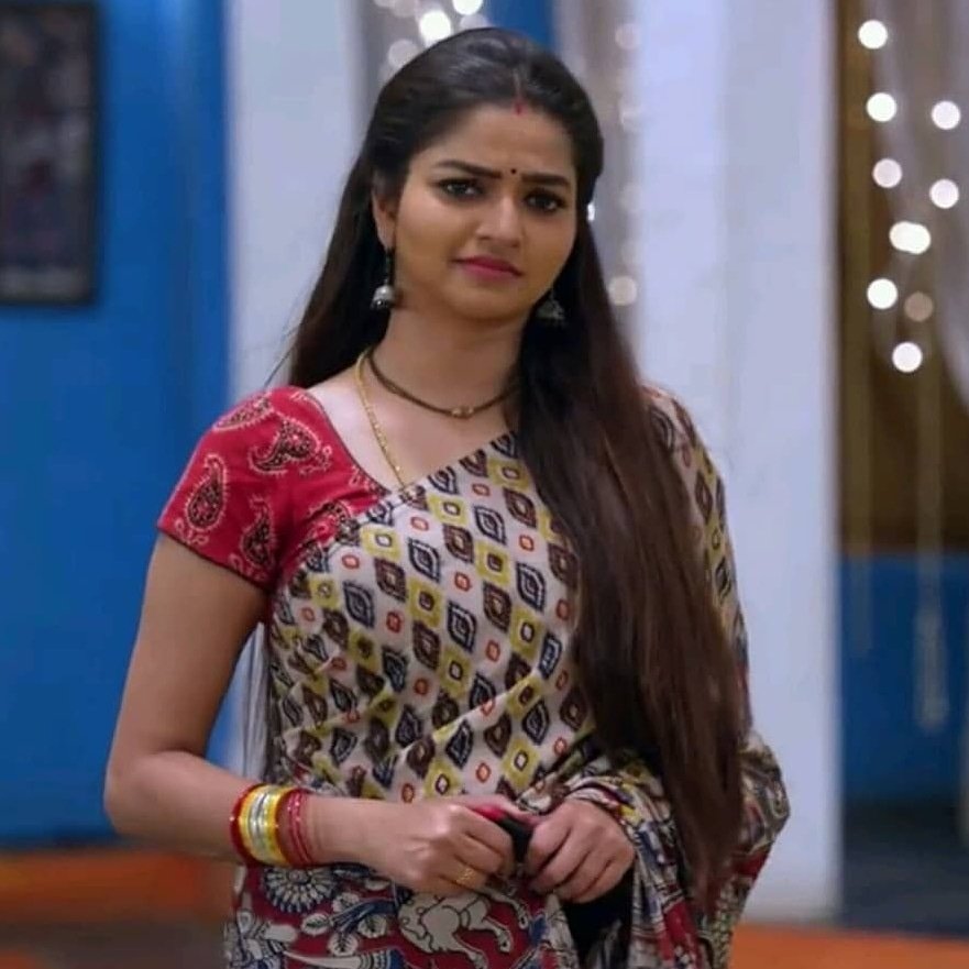 NithyaRaamFanz's tweet photo. #Beautyqueen #ladysuperstar #NithyaRam ❤️💖❤️ https://t.co/6x6GBEZeJF