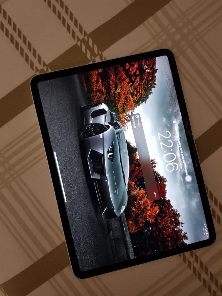 studartz's tweet photo. Vendo iPad Pro 2018 64gb 11 polegadas
4000 reais.
Interessado chama dd https://t.co/IlO098rVZr