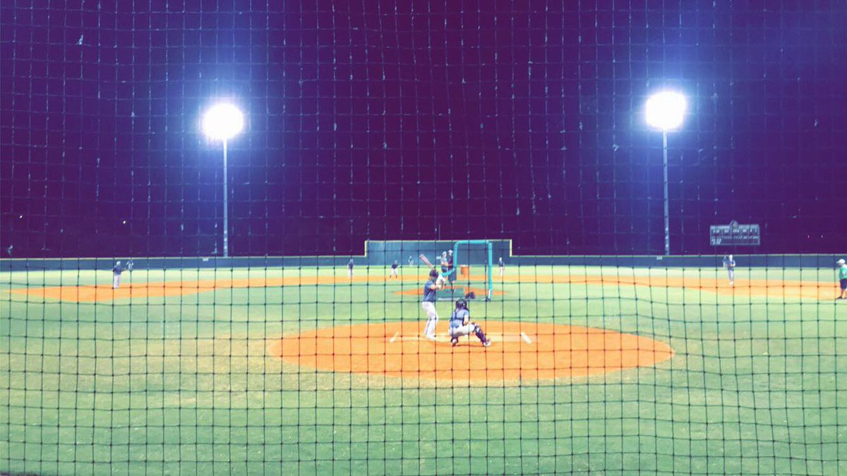 No better way to spend a Saturday night than under the lights <a href="/gofhulions/">FHU Athletics</a> <a href="/NAIABall/">NAIA Ball</a> #lights #baseball #naia #adidas