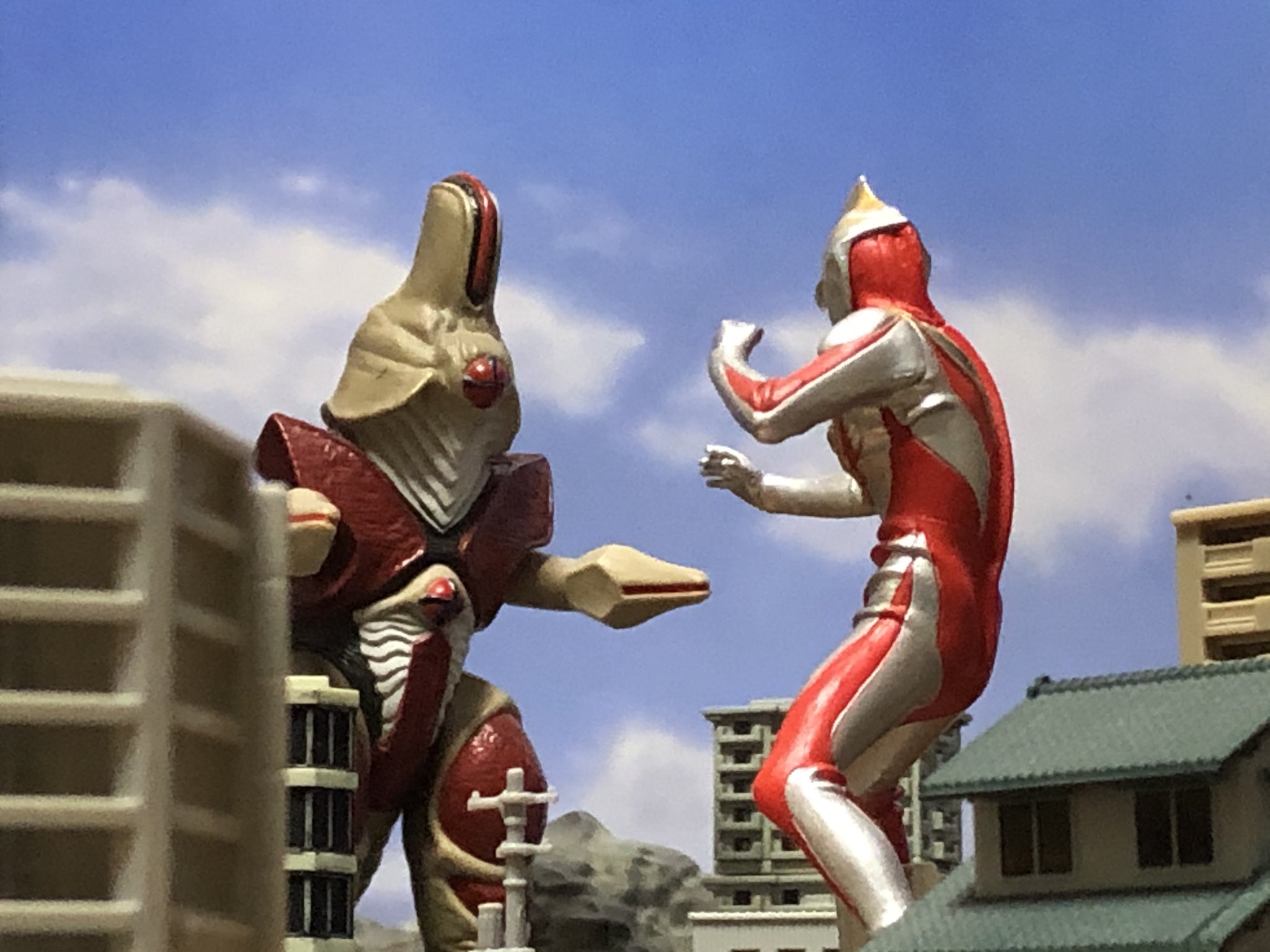 スケトラ 遠い町 ウクバール ウルトラマンガイア ウルトラマン オモ写 スケトラ 遠い町 ウクバール ウルトラマンガイア ウルトラマン オモ写