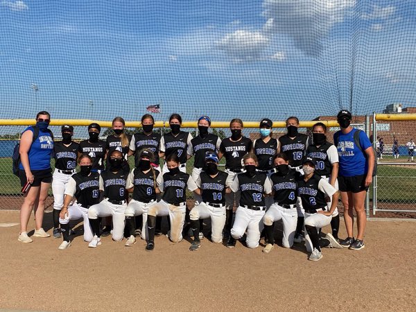 MillardNorthSB's tweet photo. What a great weekend. JV finished strong and represented the Mustangs proudly! Every person contributed to make this happen. And a huge shout out to Maci Riedl and Sicily Manganaro on their first career 💣! #proudcoach #champs https://t.co/LLr1t3SXcA