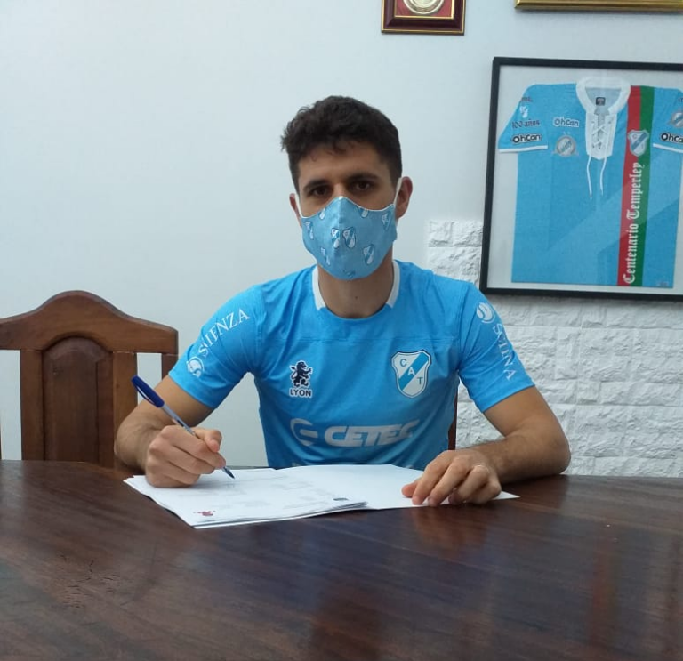 VavelTemperley's tweet photo. #Temperley | "UNO MÁS" Julián Marchioni, uno de los refuerzos firmó su contrato con el "Gasolero". El mediocampista llega proveniente de #IndependienteRivadavia. https://t.co/F3gYDX4JO5