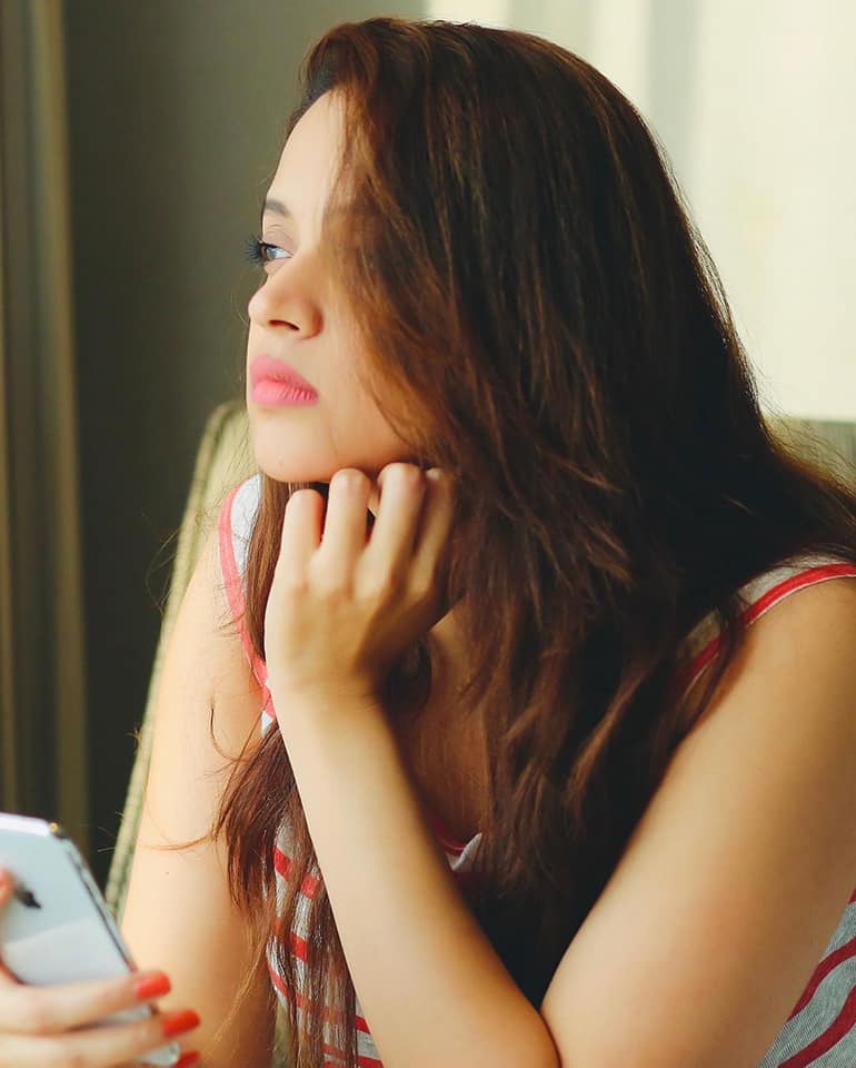 ccFirstCopy's tweet photo. Various moods.. #Bhavana...
Happy Sunday..!!

#Sandalwood #Candid #Actress #Kannadacinema #movies #Mollywood #Photoshoot #sundayvibes https://t.co/nV9LbMNfPd