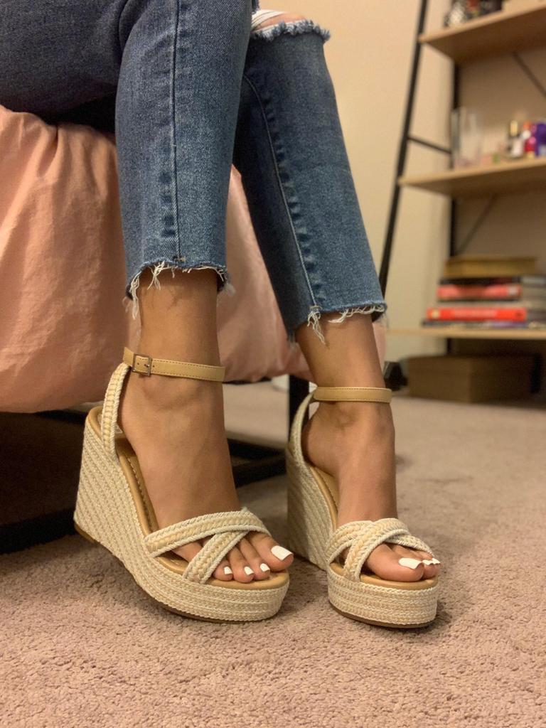 Prettytoes69's tweet photo. You know it's going to be a good night https://t.co/t1jsdNmPWn