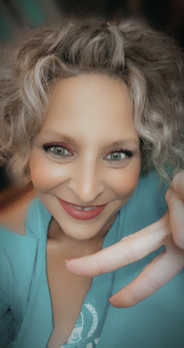 Had an awesome bling show today!! Check out my FB for more to come!!!