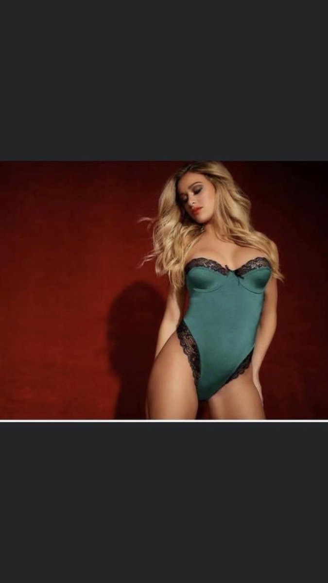 BeverlysSecret's tweet image. Good evening! 

We are now open for appointments any day of the week!  

Green is the color of the week so make sure you watch our live video from Monday of our 50% off items and also our 75% off clearance items as well!  💚💚💚