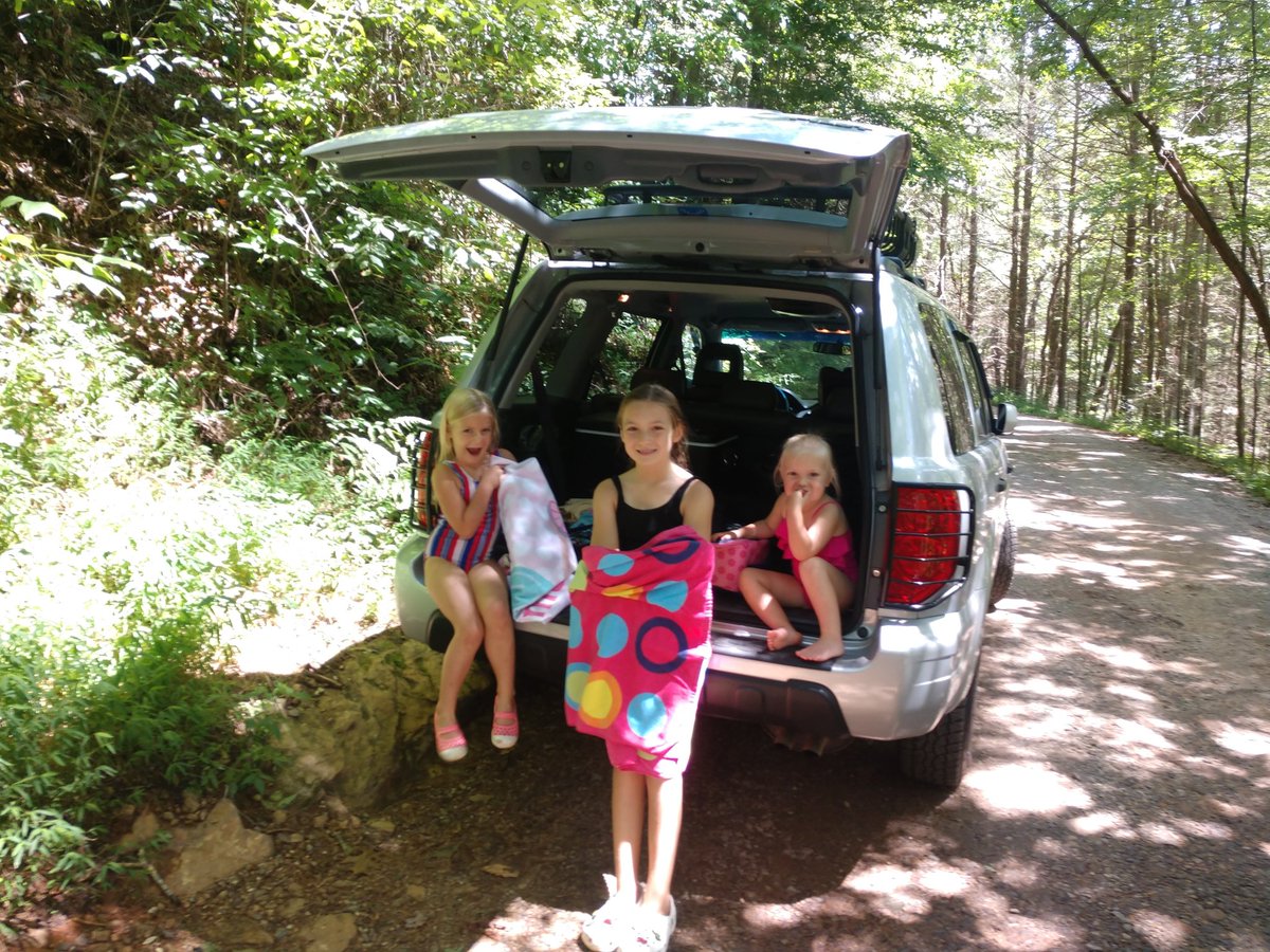 Dad3Daughters's tweet photo. Saturdays are for the girls. #GirlDad https://t.co/FU45tEU9BU