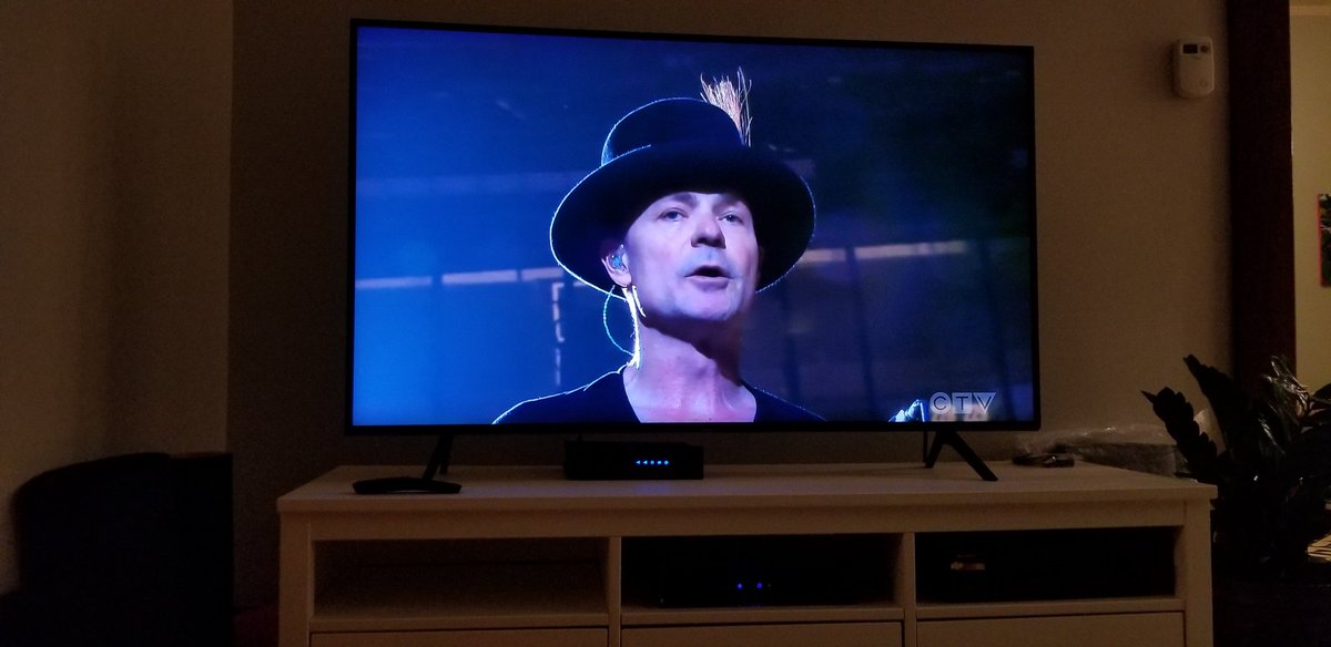 Jen_LaPlante's tweet photo. Reliving this life altering show is just as emotional now... #longtimerunning https://t.co/1kKtUe7wio