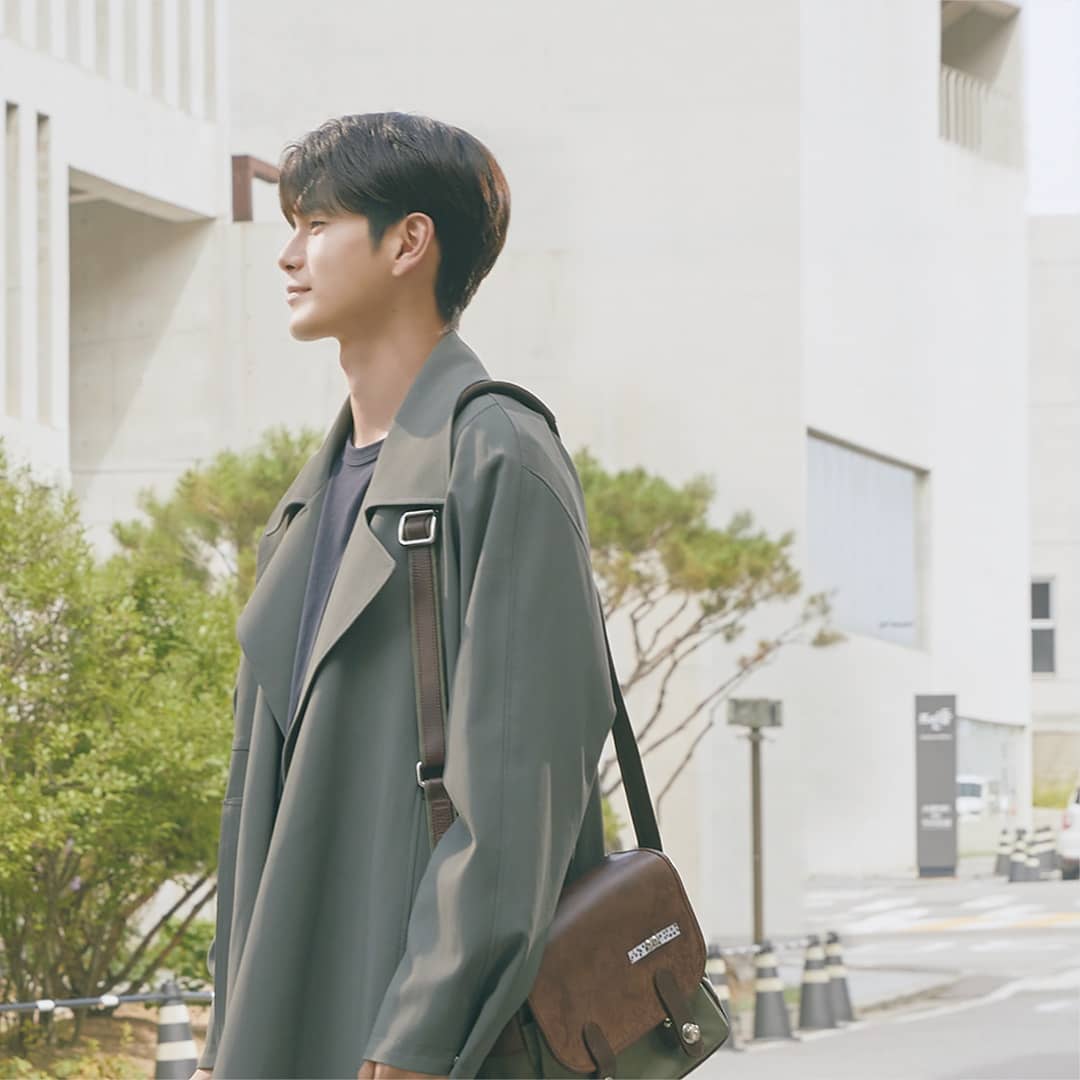 0hMy0ng's tweet photo. Lee Su ♡ 
#옹성우 #OngSeongwu #경우의수 #MoreThanFriends #이수 #LeeSu https://t.co/voYa3PR1Bs