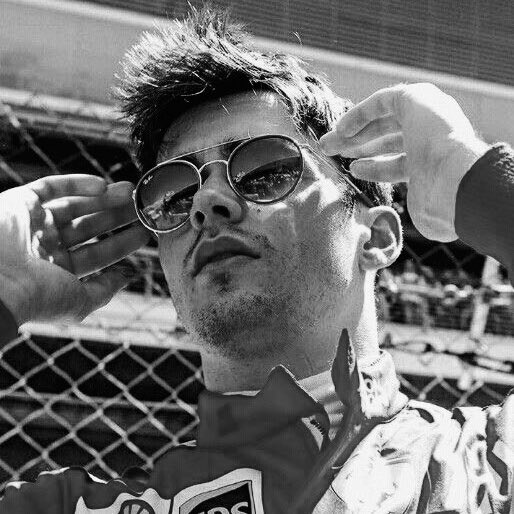 ♡ day 12Charles, I just want you to remember how talented you are and how much he’ll always be here for you!Today wasn’t good again, but being a fan is much more than being happy in good moments, it is about also being there in the bad ones, we love you!  @Charles_Leclerc