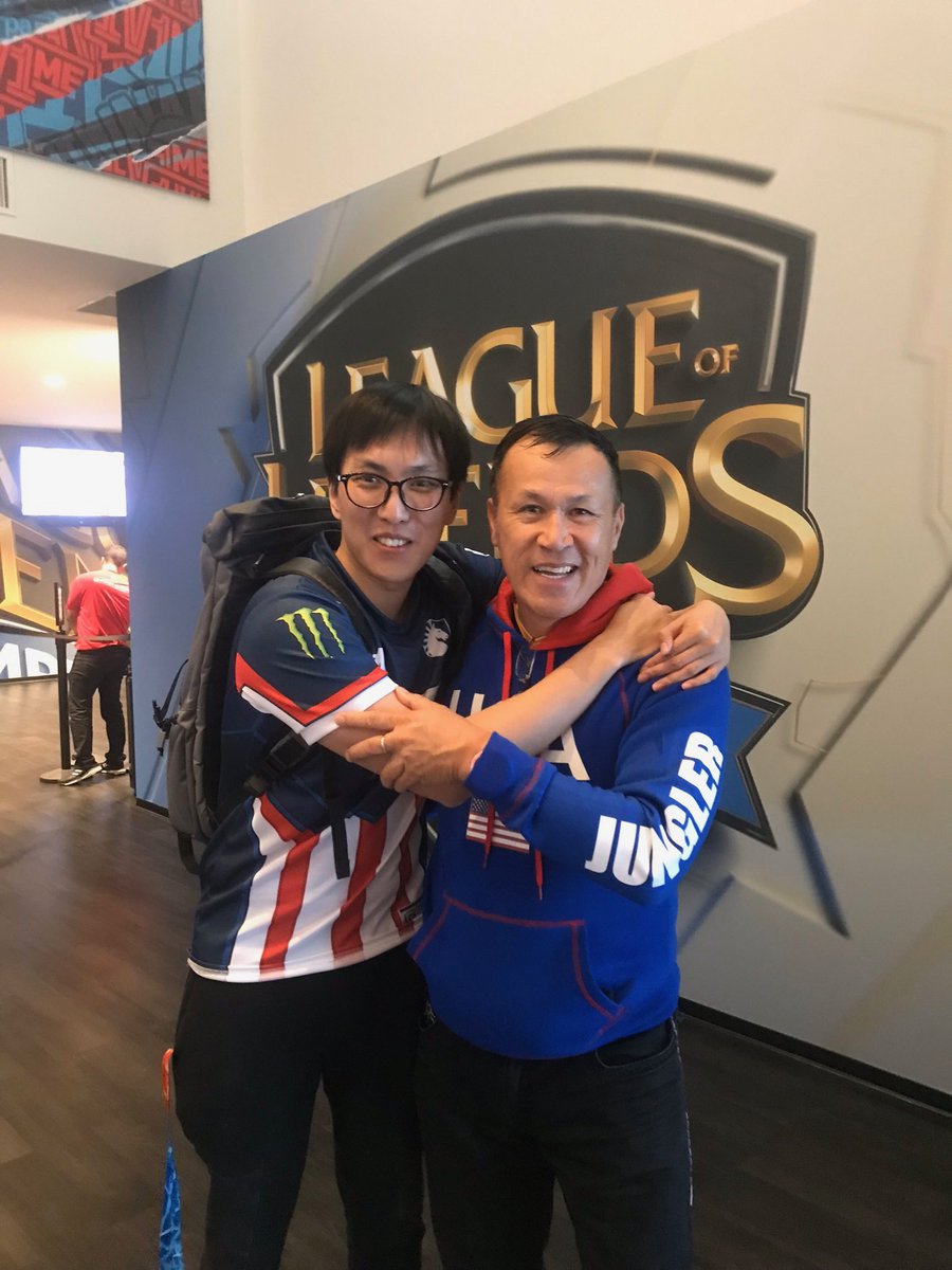 ymithie's tweet photo. Congrats to @TSM  for the win today!! @TSMDoublelift will always be my #1 ADC and forever MVP 🖤🤍 https://t.co/RolpoObbJk