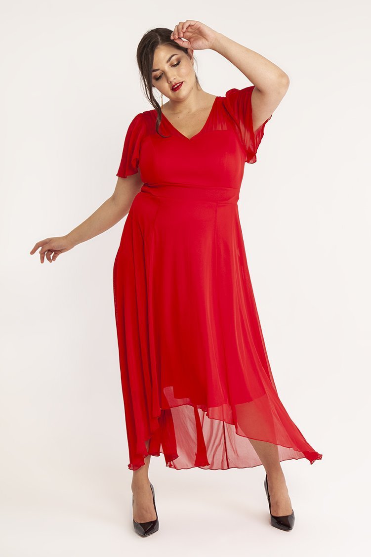 ScarlettandJo's tweet photo. For those still awake, like me,...can't sleep, won't sleep...who knows at this point (3.19am UK time) The Tilly Red Angel Sleeve Sweetheart Dress is only £40. I'll make another post about the dress later today but just a heads up. #bedtimeforme
https://t.co/EI34GQwEgy https://t.co/klPnnrS93l