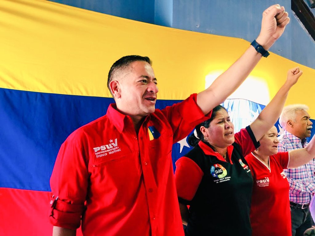 Pdte. <a href="/nicolasmaduro/">Nicolás Maduro</a>: Cuente con este soldado para la recuperación de la AN. Gracias por la confianza. Desde el circuito #3 y todo el bloque del PSUV  en  #Portuguesa defenderemos el legado del Gigante  Chávez haciendo irreversible la Revolución Bolivariana.  Este 6D Venceremos!