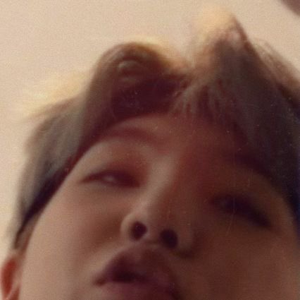 some ppl r actually scared of yoongi like what’s he gonna do hug you and hold your hand?
