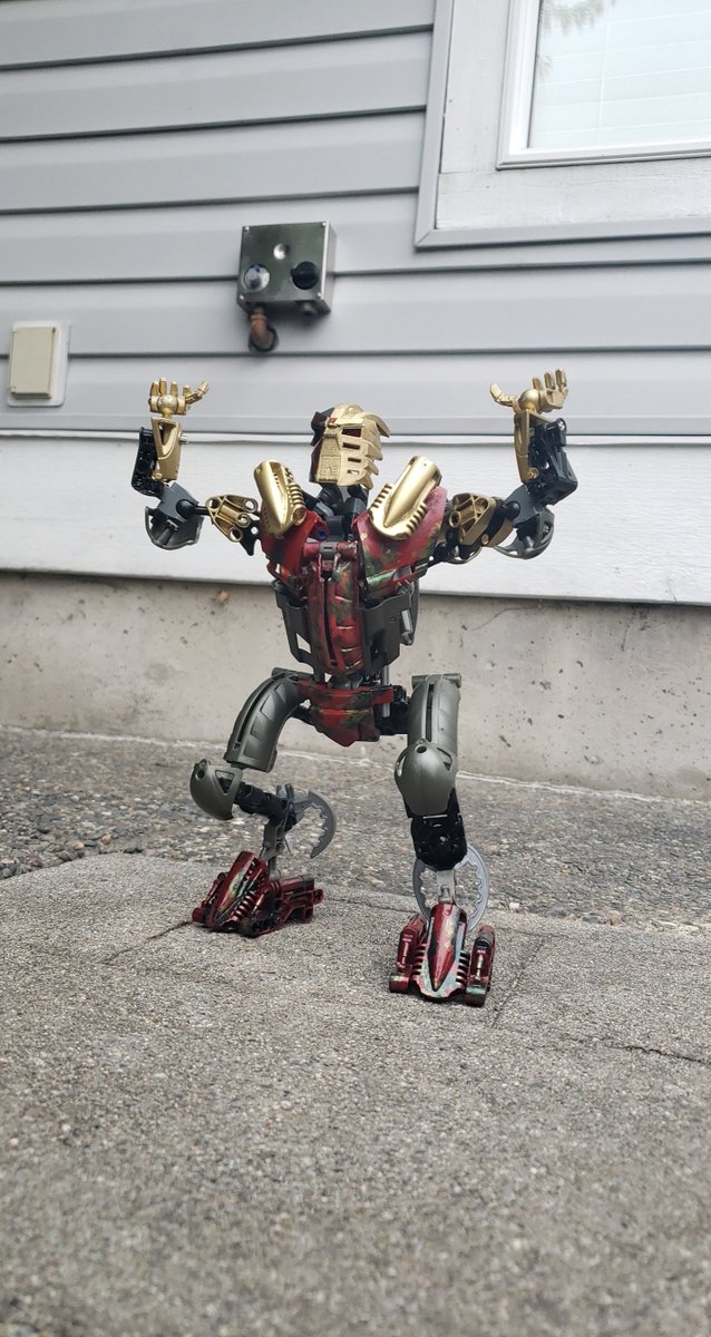MocsNui's tweet photo. Light has revealed the will of mata nui, our brother must be awoken
#makuta #takanuva #takutanuva #maskofshadows #maskoflightmovie #mirimax #lego #bionicle https://t.co/63esAxLGGH