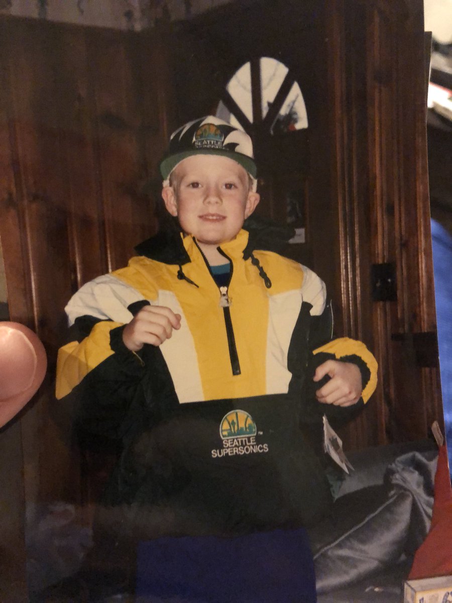 Jammer715's tweet photo. What was your starter jacket? #rainman https://t.co/uGqQVAdrgh