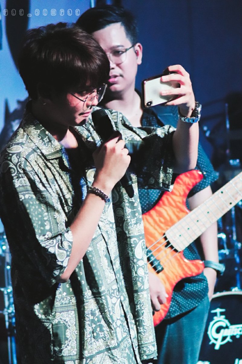 ple__simple's tweet photo. รอดู สตอรี่ อยู่นะฮับ 🤳
.
ปล.สายตาพี่นัทละมุนมาก 😊
#NONTTANONT
#GOODZONE
#nontfam
#ple_simple_gallely
4.9.2020 /@ GoodZone https://t.co/ZCCLQRe35C