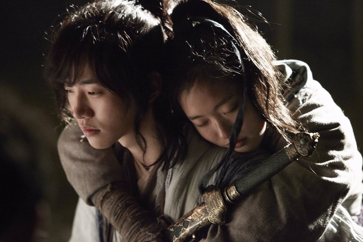 10. Sleep on his back Hong Yi from  #TheMemoriesofTheSword