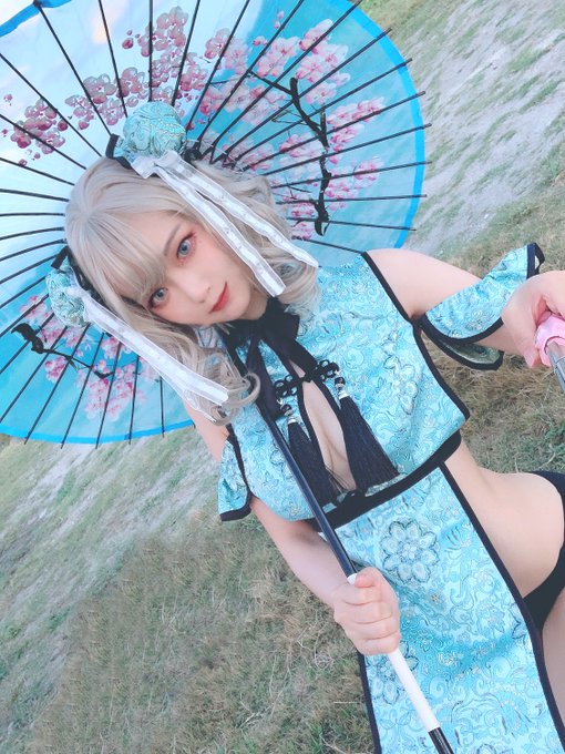 Twitterのコスプレ画像32