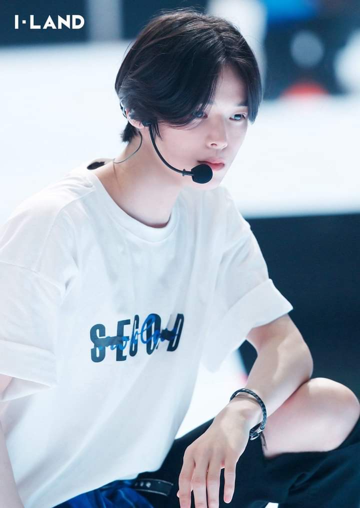 CreepyKath's tweet photo. El es un joven muy talentoso, perseverante y también una masita de persona. 💞 
Por esto y mucho más #K_DEBUT
#K_IS_INNOCENT #K_ILAND #K_lets_debut https://t.co/cMPd3nGbY9