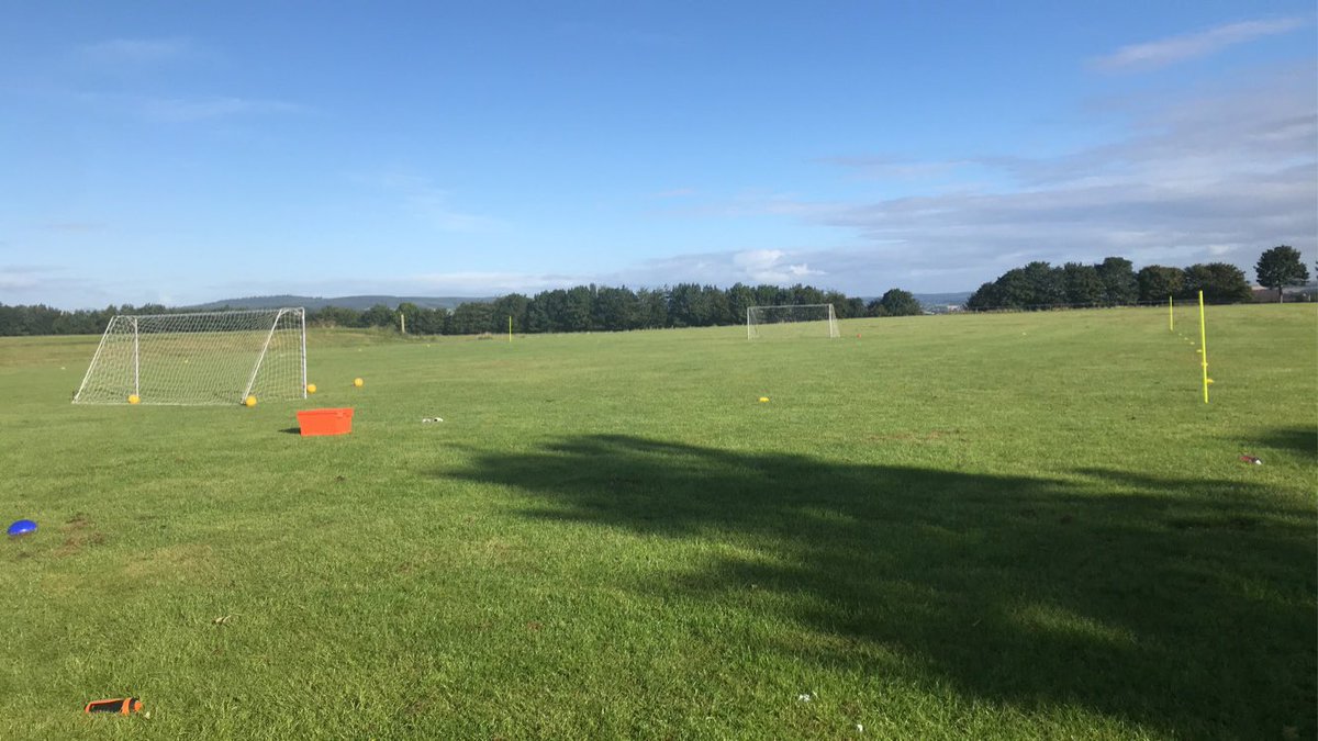 What Sunday mornings are for! 👌🏼⚽️