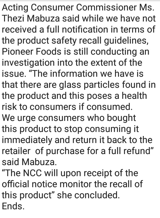 Sli_Masikane's tweet image. BREAKING #LiquiFruitRecall The National Consumer Commission says its been informed by Pioneer Foods of its intention to recall a batch of Liqui Fruit Red Grape Still 330ml can.

"the info we have is that they are glass particles found in the product"

@eNCA