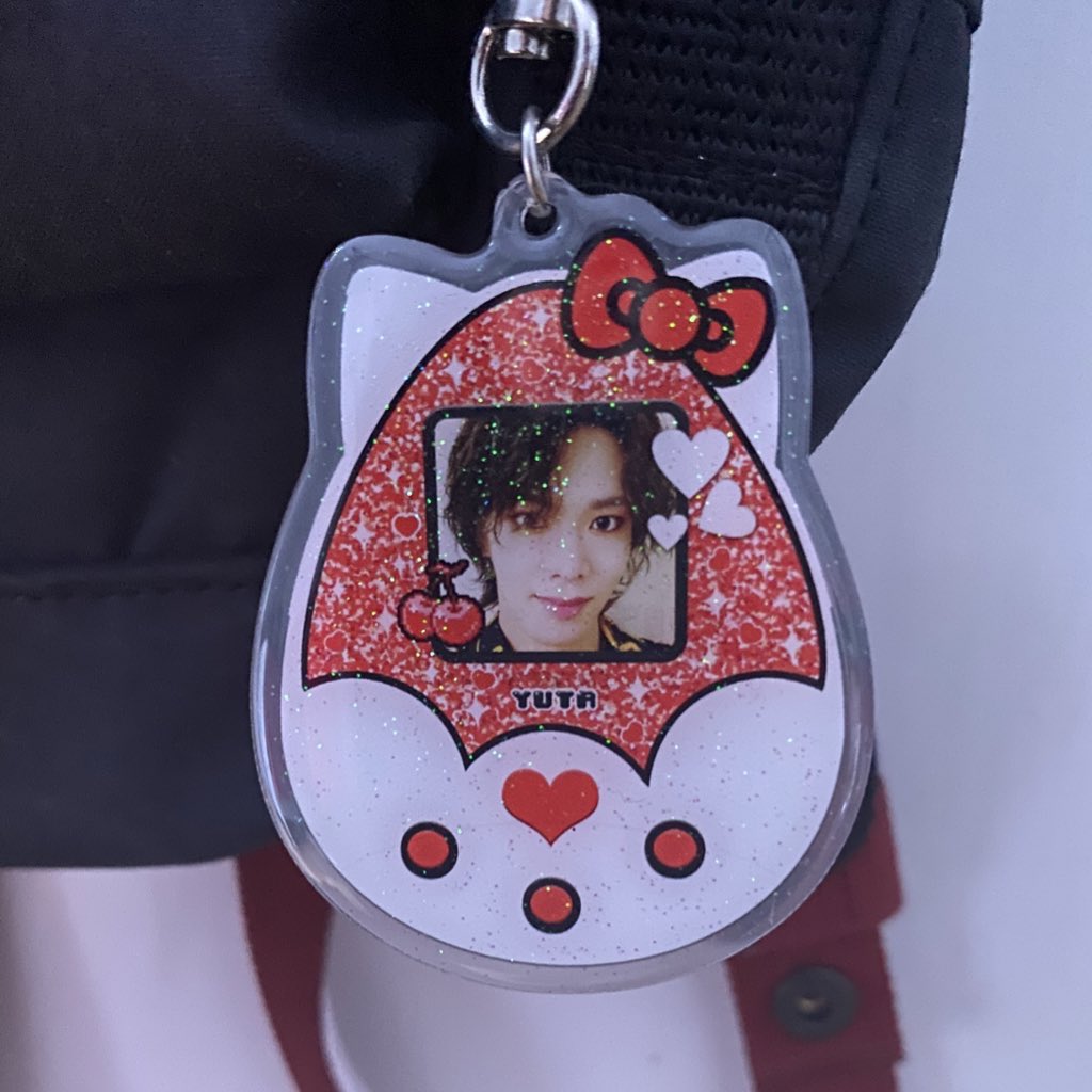 kkosmoo's tweet photo. @NCTsmtown_127 リュックサックに入れてあるので、どこへ行ってもあなたを連れて行くことができます💚💚 https://t.co/NGTA3rU6Uh