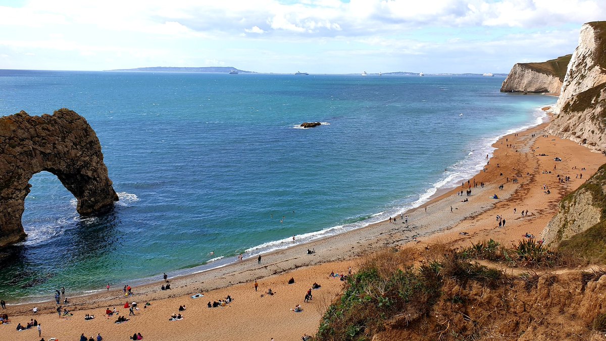 displacedaussie's tweet photo. First time in this spot along the Jurassic Coastline in Dorset this weekend. Beautiful area to recharge. https://t.co/4HwzbBu6K6