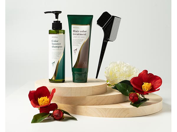 東急ハンズ名古屋店 9月30日 水 までの期間中 ヘアカラーブースターシャンプーとヘアカラートリートメント をあわせてお求めいただきますと ヘアカラートリートメントの塗布に便利なヘアカラートリートメント用コームをプレゼントいたします