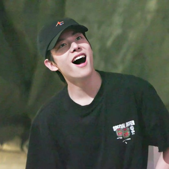 jinniescent's tweet photo. [ NOT BTS RELATED BUT ]

HELLO, THIS IS JAKE SHIM OF ILAND. IT'S CURRENTLY A GLOBAL VOTING IN WEVERSE, IF YOU HAVE TIME CAN YOU VOTE FOR HIM? I'LL TELL YOU HIS STORY AND HOW HE MAKE IT IN PART 2 BELOW OF THIS THREAD. THANK YOU. https://t.co/NQi0RaUf8N