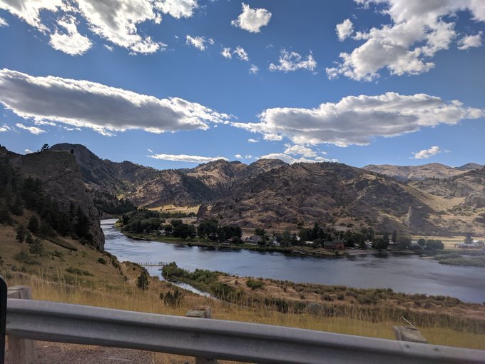 Montana #NOFILTER https://t.co/VemxwWVqLh<a href="/tag/nofilter"class="tags">#NOFILTER</a>