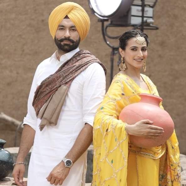 khehra_xhood's tweet photo. Akhian SurmeDania Ve 
Tenu Labhan Jandia ve ...❤️. 
Sangdi Sangdi .. 9Th Sep. 
@nimratkhairaofficial #tarsemjassar #vehlijanta #hashneenchauhan #mypride #keepsupporting #kajla #wmk https://t.co/iflKDVRtiV