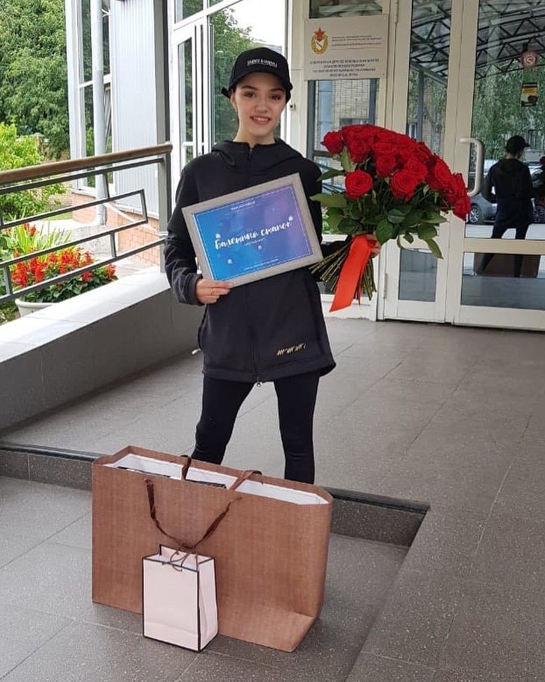 medosten777's tweet photo. Красавица наша. Самая красивая на свете 💓💓💓#GoZhenya #evgenya #Medvedeva #ilovemedvedeva #вместесженейнавсегда #женянавсегдавмоемсердце #медведевабогиня #СпортНормаЖизни https://t.co/RH6C6YuVFH