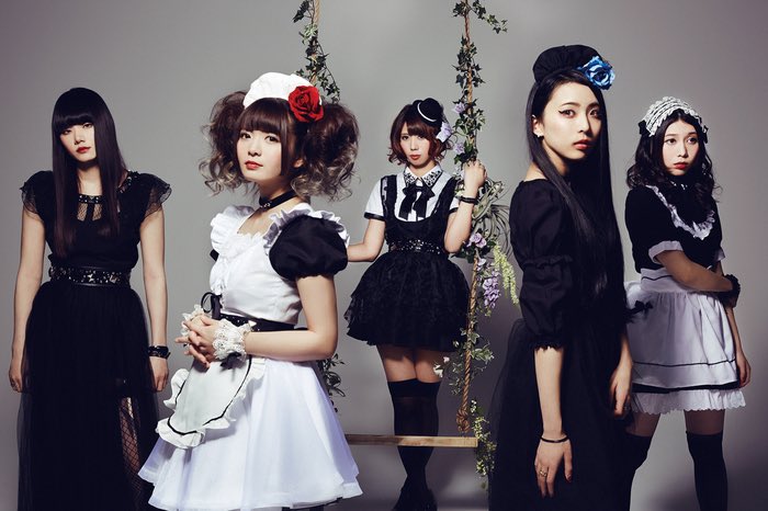 Casting_MASTER_'s tweet photo. 最近お気に入りのBAND-MAID初ボナカン(゚∀゚)
メイド服を着たハードロックバンド!!
ボーカルSAIKIちゃんのハスキーボイスがたまらん🤤
よかったら原曲聴いてくだされ( ^ω^ )
#BANDMAID
#BeforeYesterday https://t.co/2wc273Ezbe