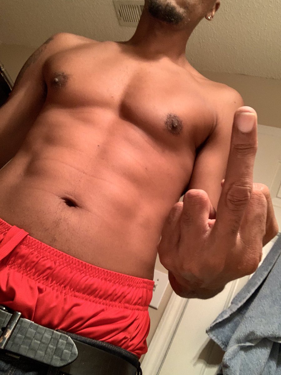 Bigdickfootfreak tweet media