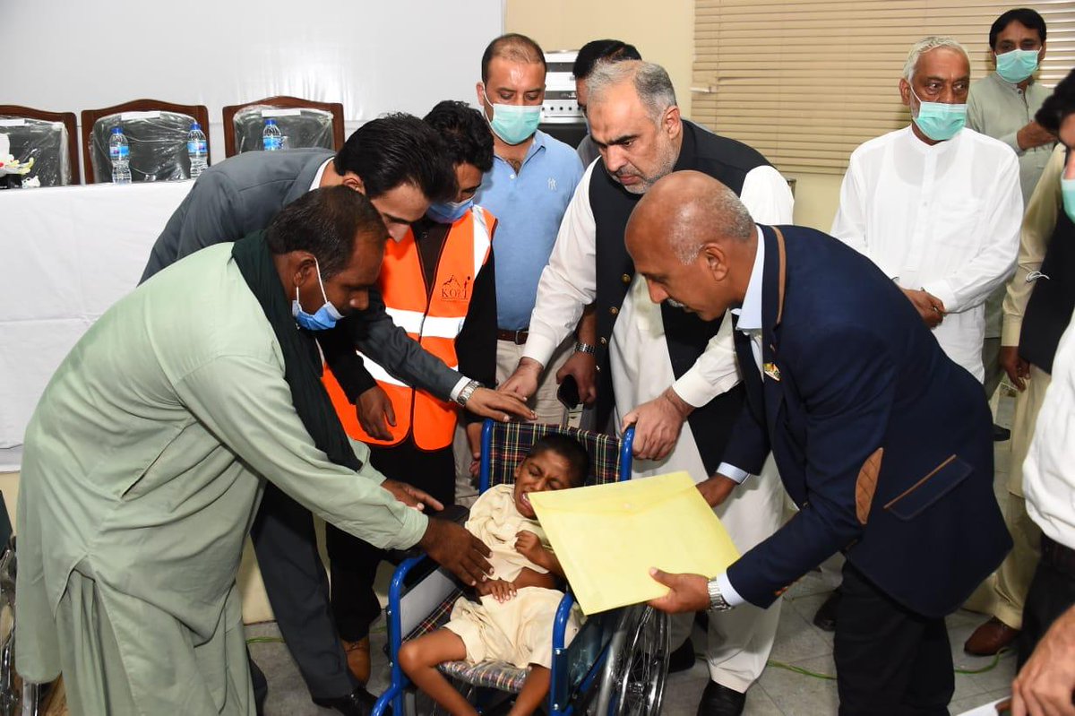 KhawajaMuqaddas's tweet photo. KORT
TURNING DISABILITY INTO ABILITY
WHeel chair distribution in Islamabad
With Honourable Speaker Pakistan National Assembly Asad Qaiser Sab
#supportkort
#korthome
#wheelchairdistribution
#imaproudmuskorteer
@Kort_org_uk https://t.co/GzN8XeWyeG