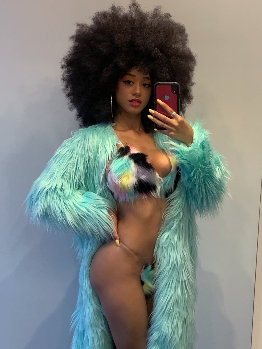 Stormi maya video