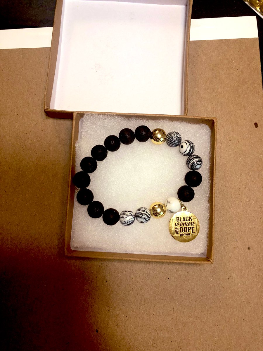 Reese805's tweet photo. Untamed Lux - My jewelry boutique on Etsy  IG: untamedlux               https://t.co/1Zi9ERH138 https://t.co/qLKzRSVjZ0